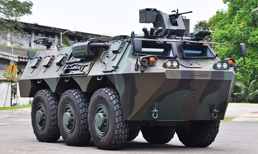 Militer : Kendaraan Militer Pindad 6x6 Anoa RCWS